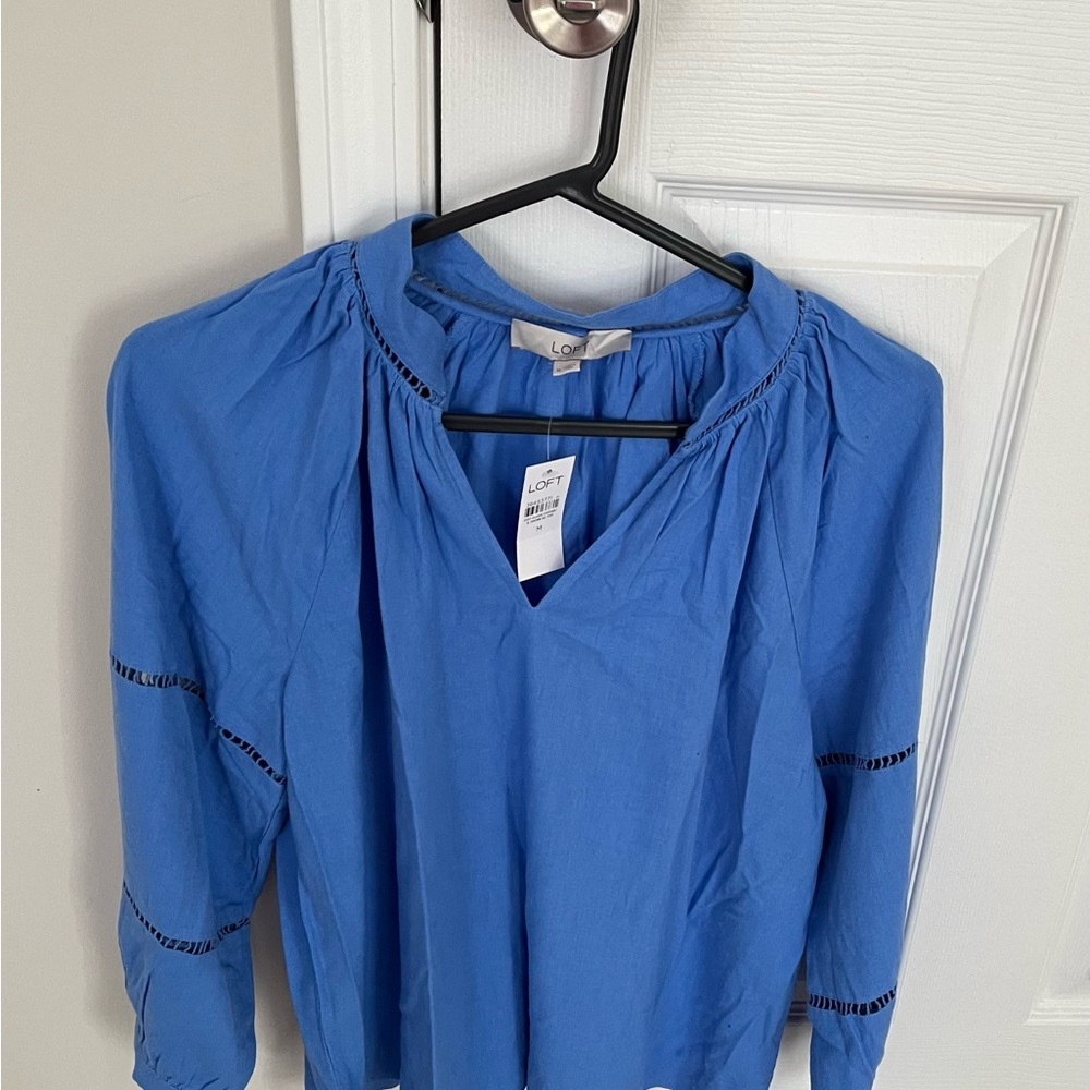 LOFT Blue Top Gathered Top L NWT